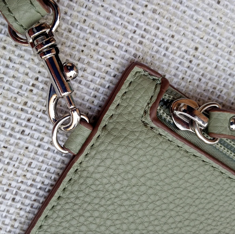 Anne Klein Wristlet NWOT - Picture 3 of 8